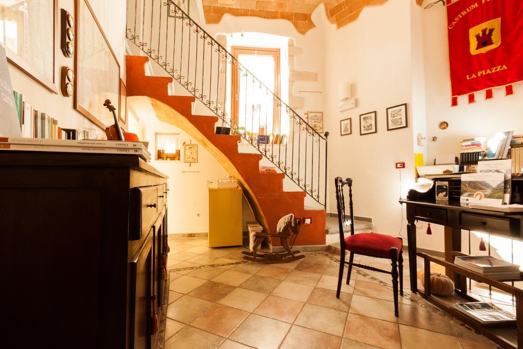 Alojamento de Acomodação e Pequeno-almoço Casa Mila' Pretoro