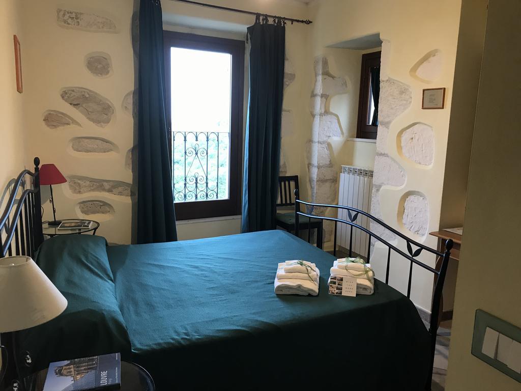 Casa Mila' Alojamento de Acomodação e Pequeno-almoço 2*
